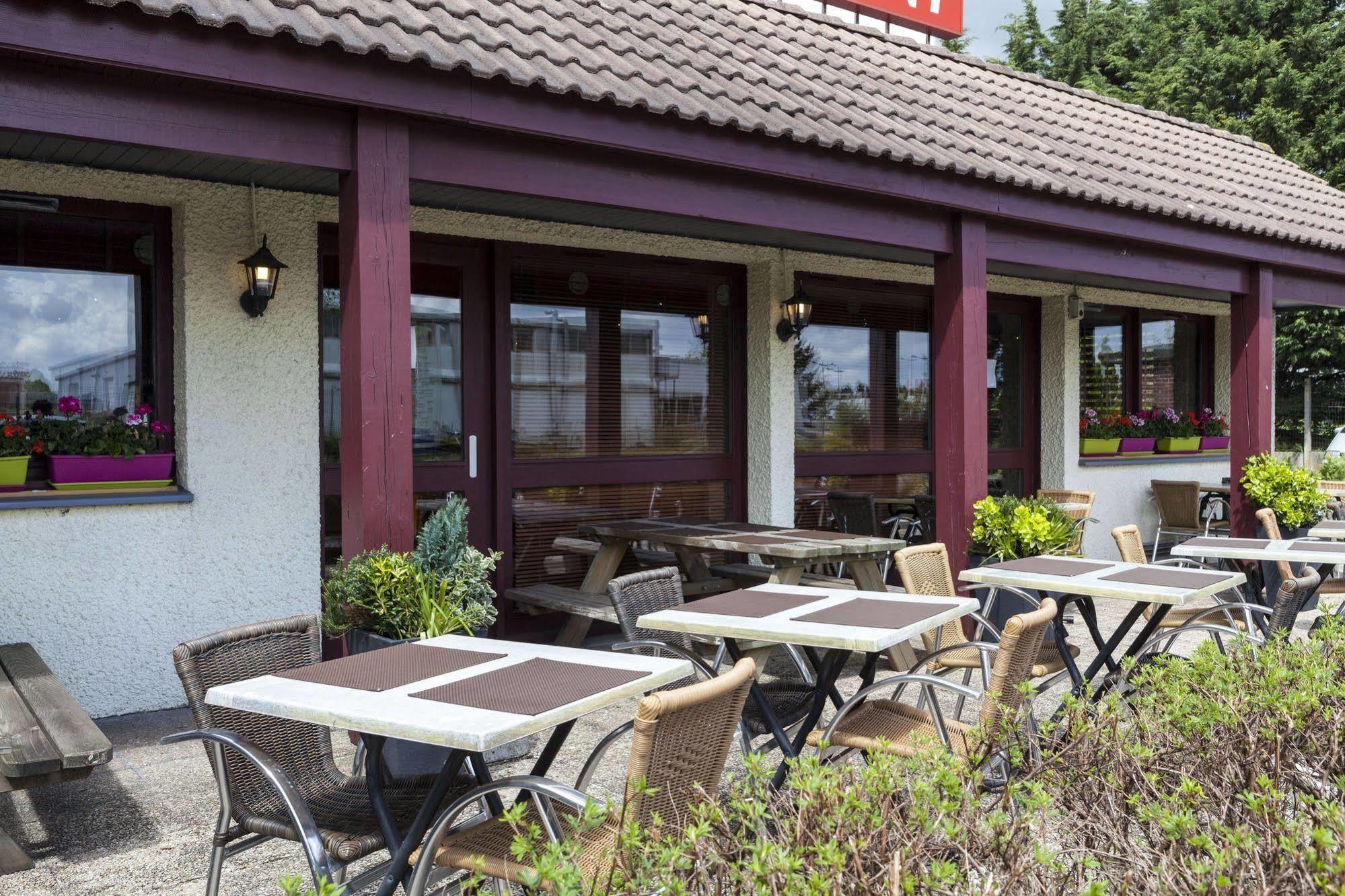 Sure Hotel By Best Western Rouvignies Valenciennes Екстериор снимка